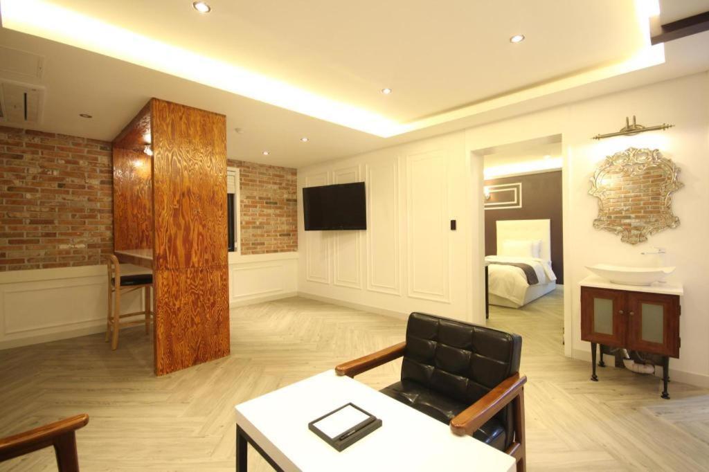Gray Hotel Пусан Екстер'єр фото