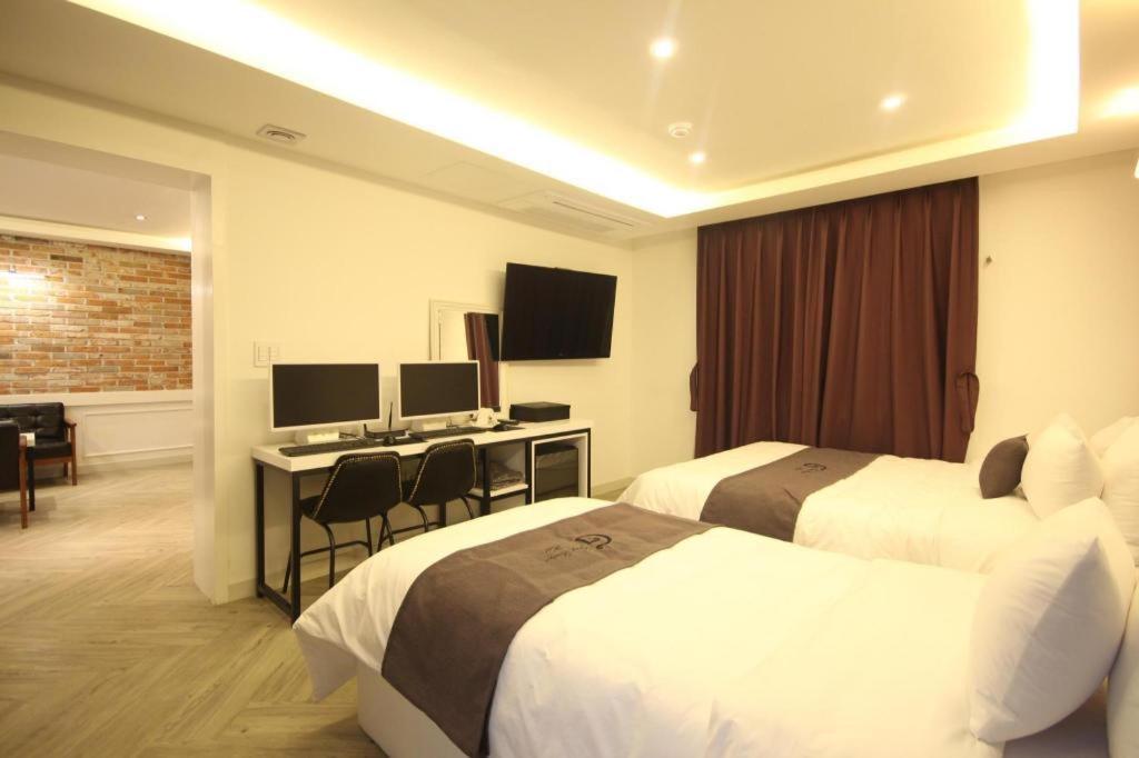 Gray Hotel Пусан Екстер'єр фото